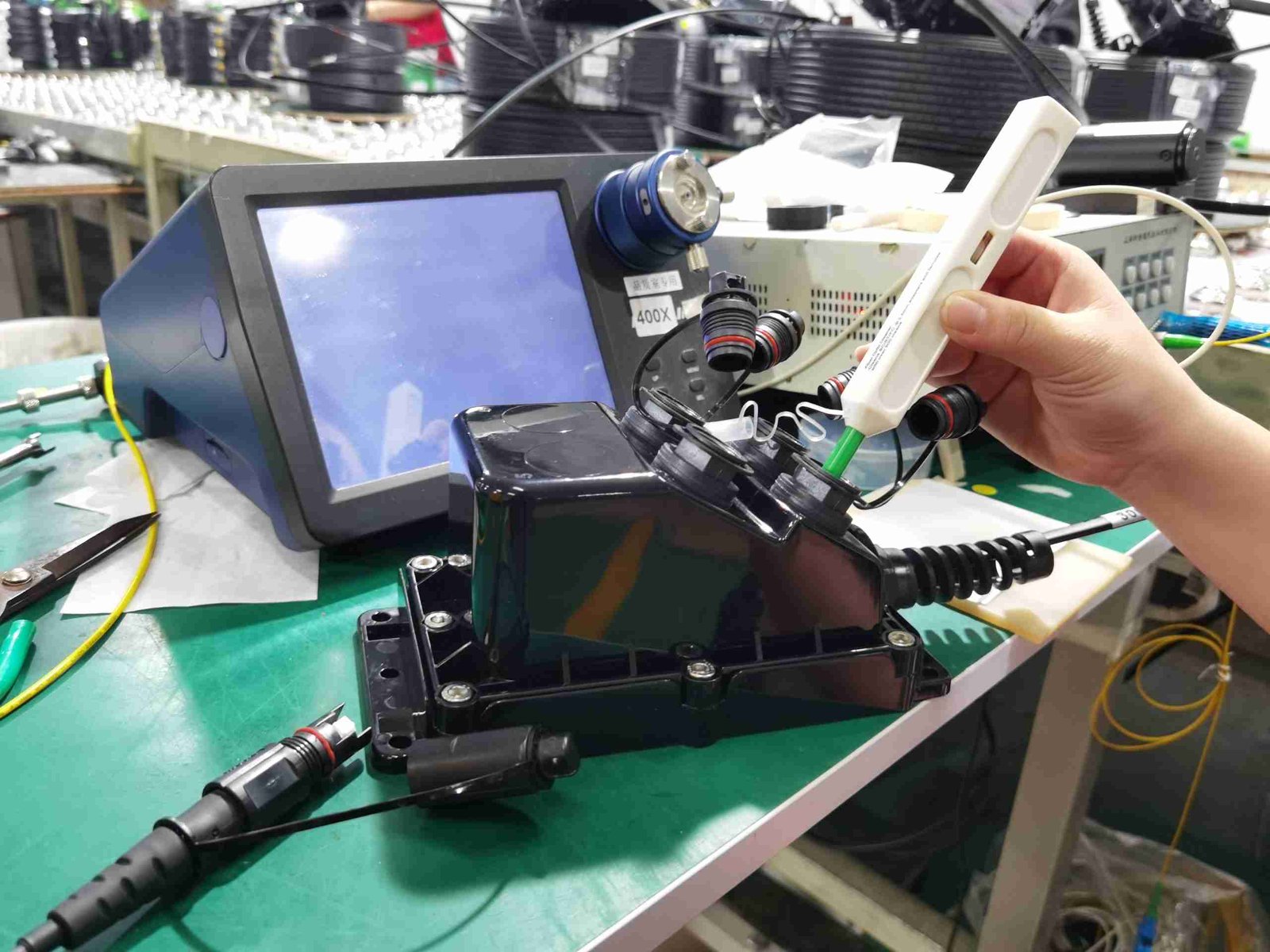 Multiport service terminals